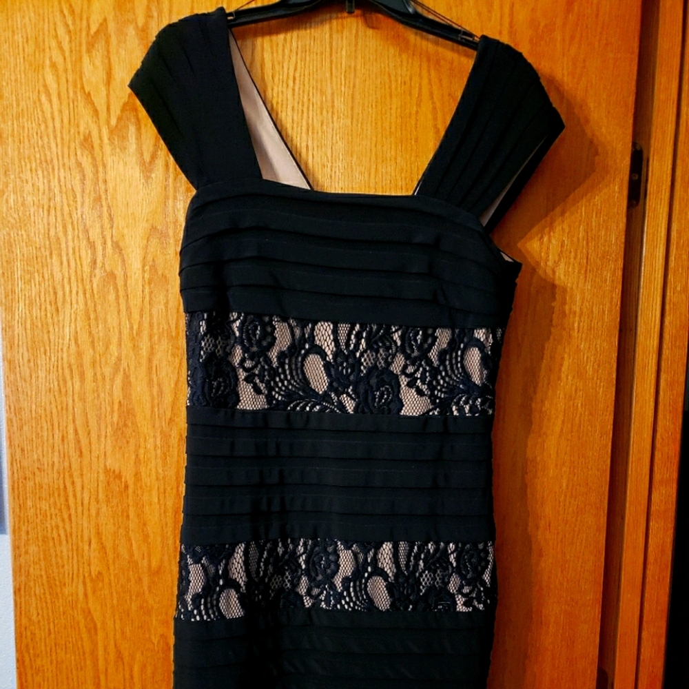 Womens Black/Tan Dress NWT